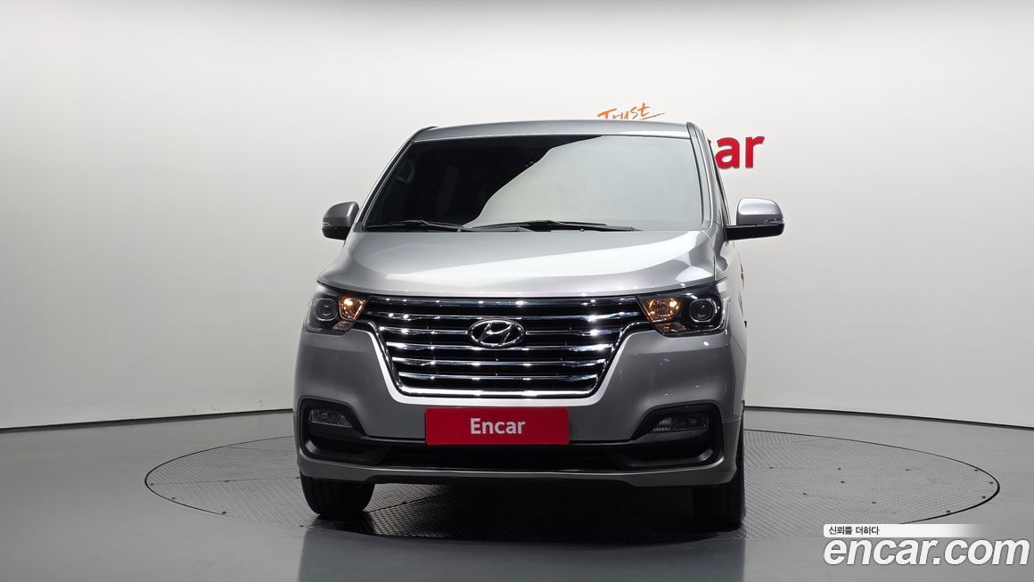 Hyundai Starex 2019