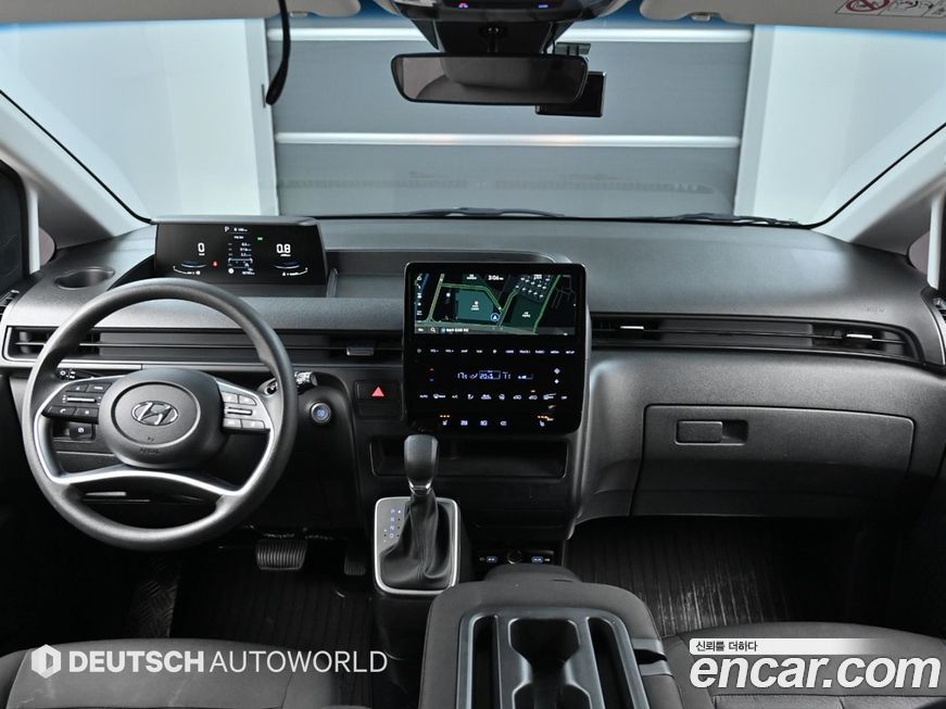 Hyundai Staria 2023