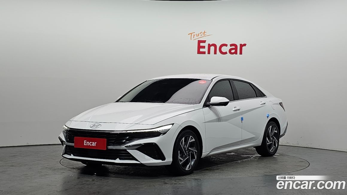 Hyundai AVANTE 2024