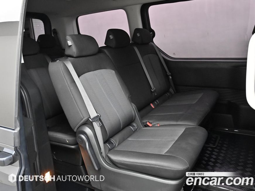 Hyundai Staria 2023