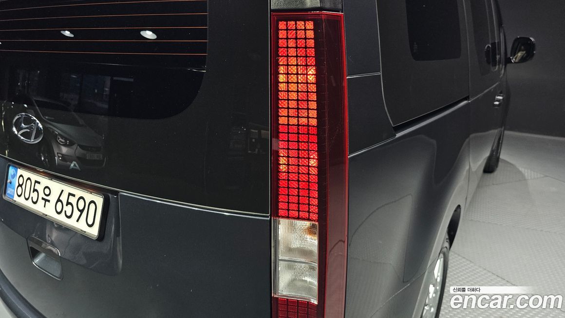 Hyundai Staria 2023