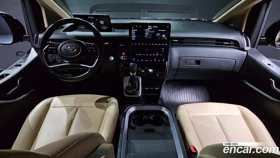 Hyundai Staria 2023