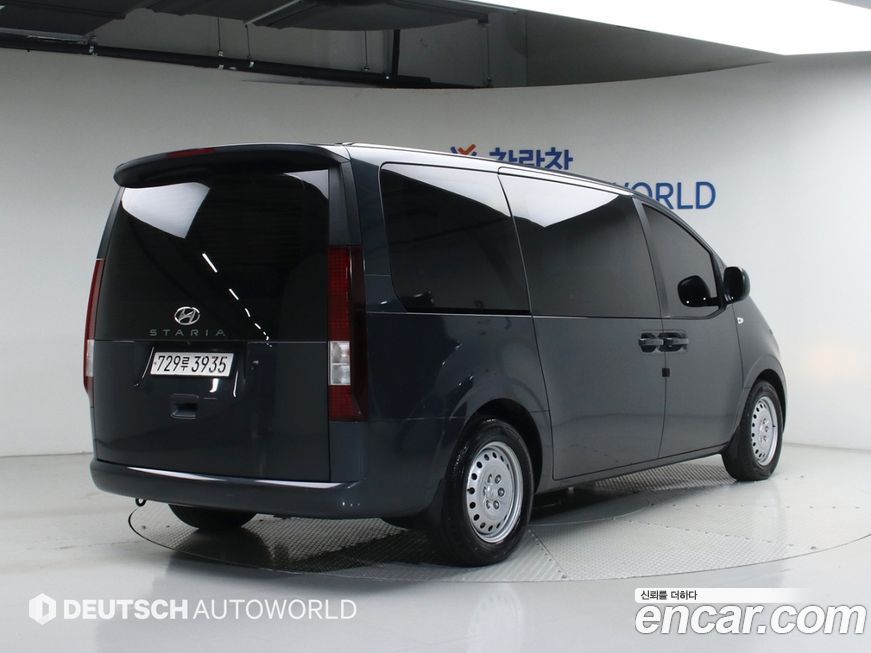Hyundai Staria 2023
