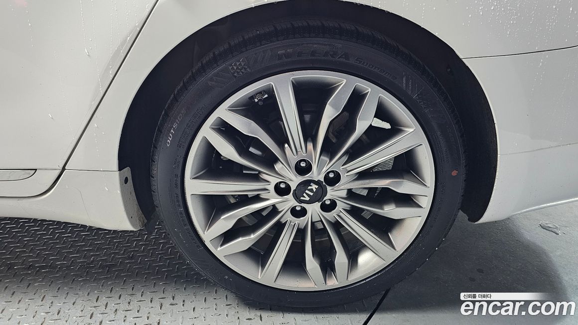 Kia K7 2020
