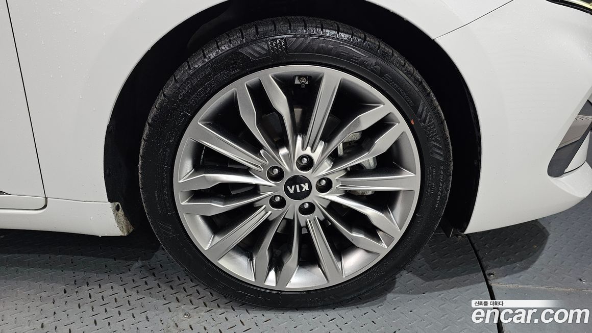 Kia K7 2020