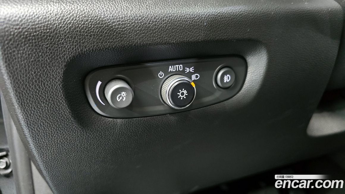 ChevroletGMDaewoo Traverse 2021