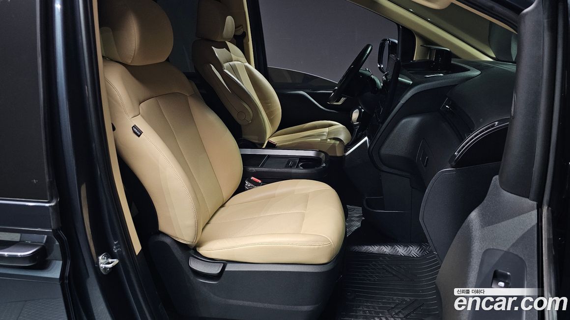 Hyundai Staria 2023