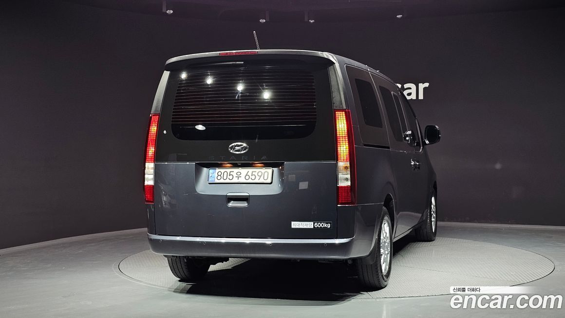 Hyundai Staria 2023