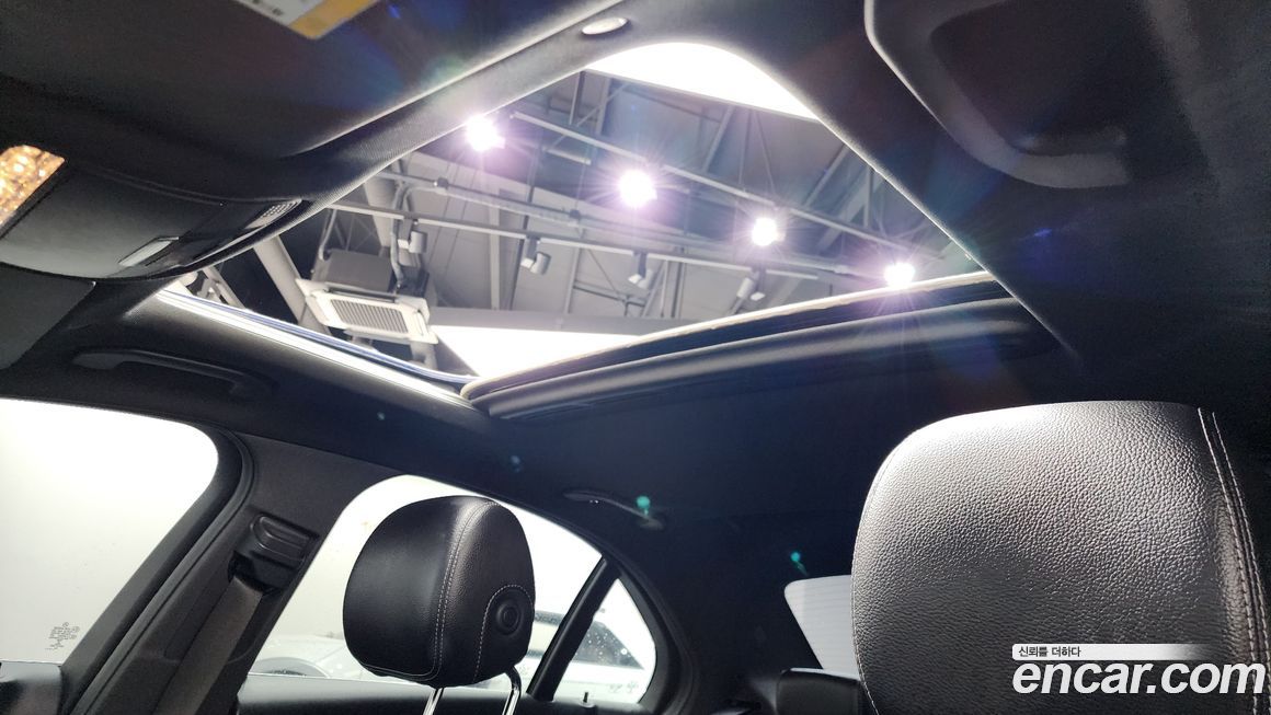 Mercedes-Benz C-Class 2019