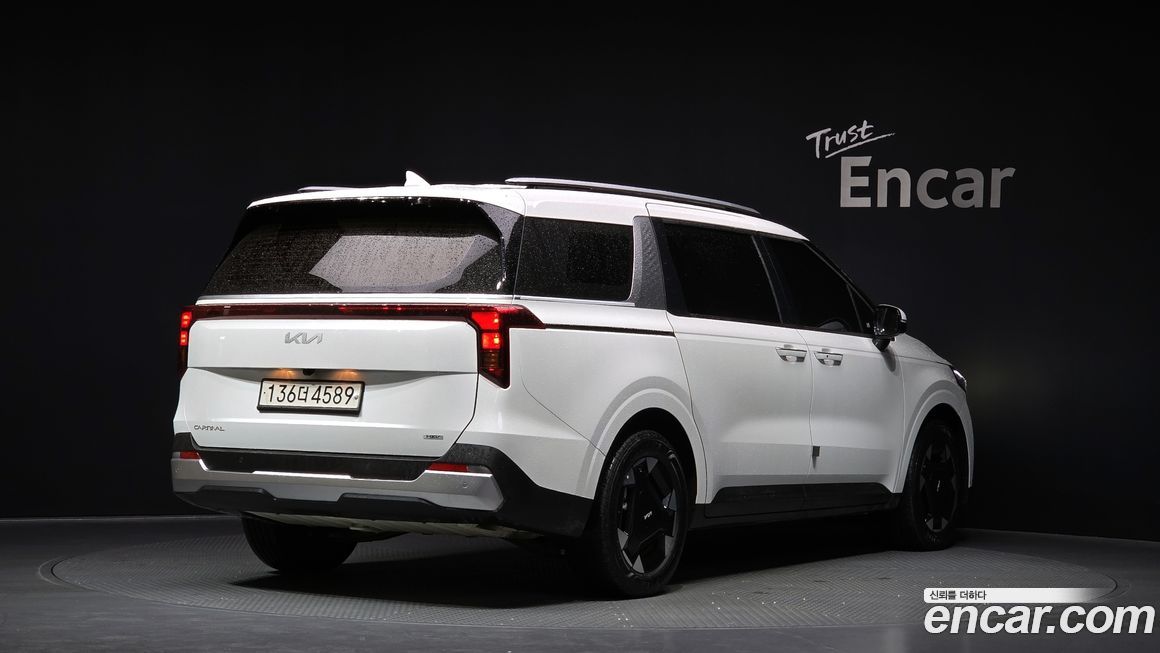 Kia Canival 2025