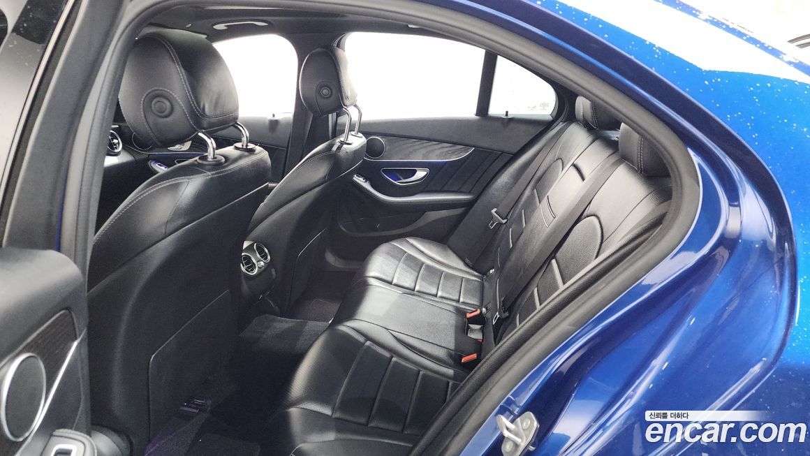 Mercedes-Benz C-Class 2019