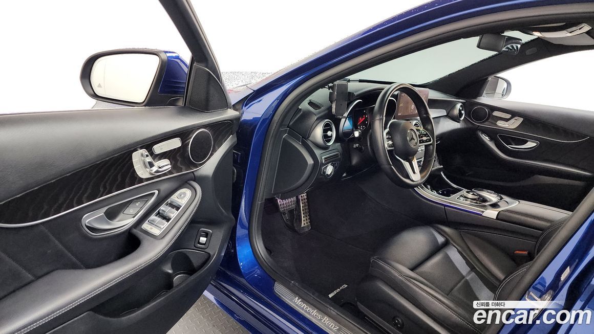 Mercedes-Benz C-Class 2019