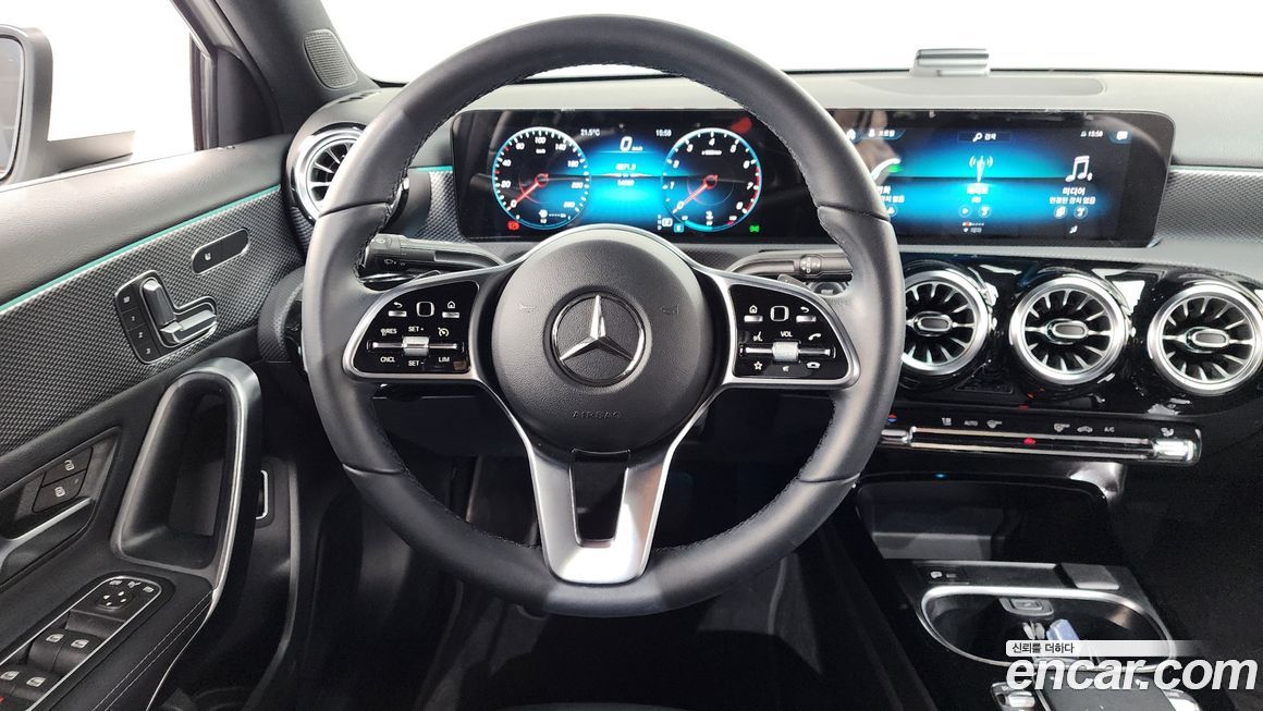 Mercedes-Benz A-Class 2022