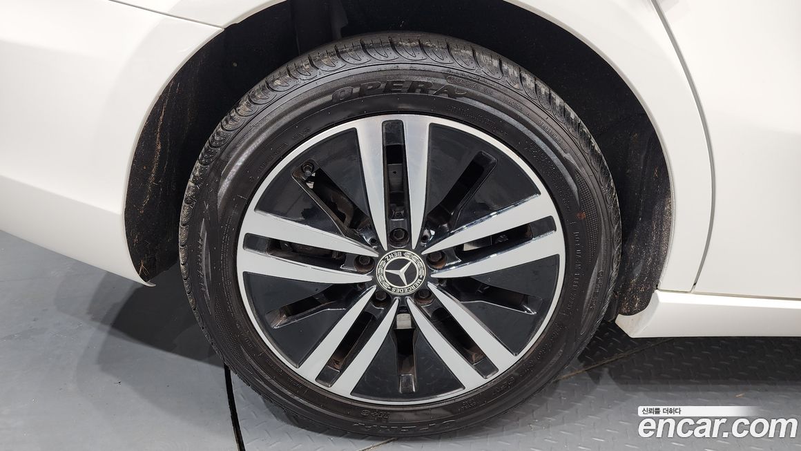 Mercedes-Benz A-Class 2022