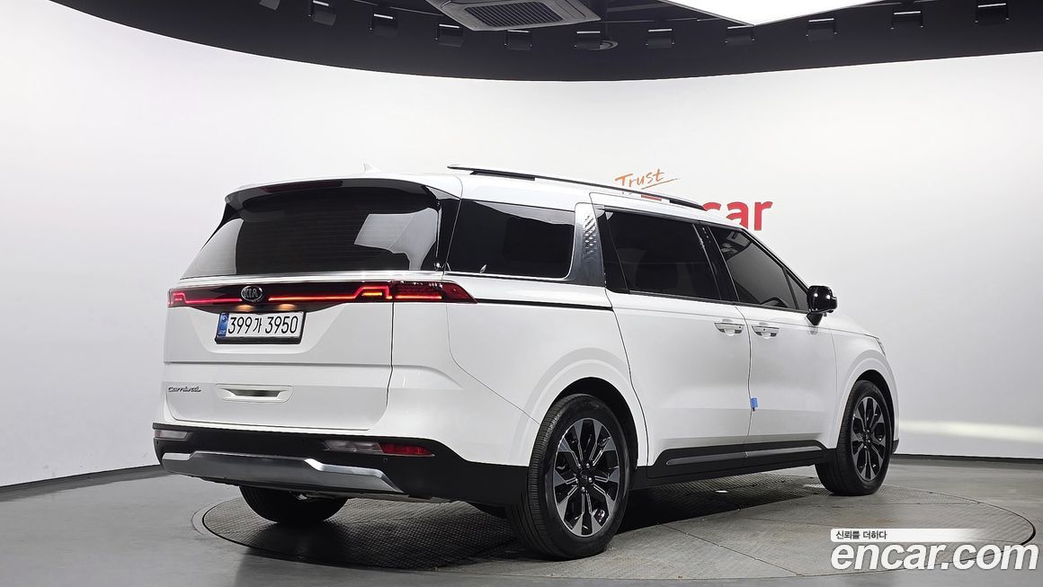 Kia Canival 2021