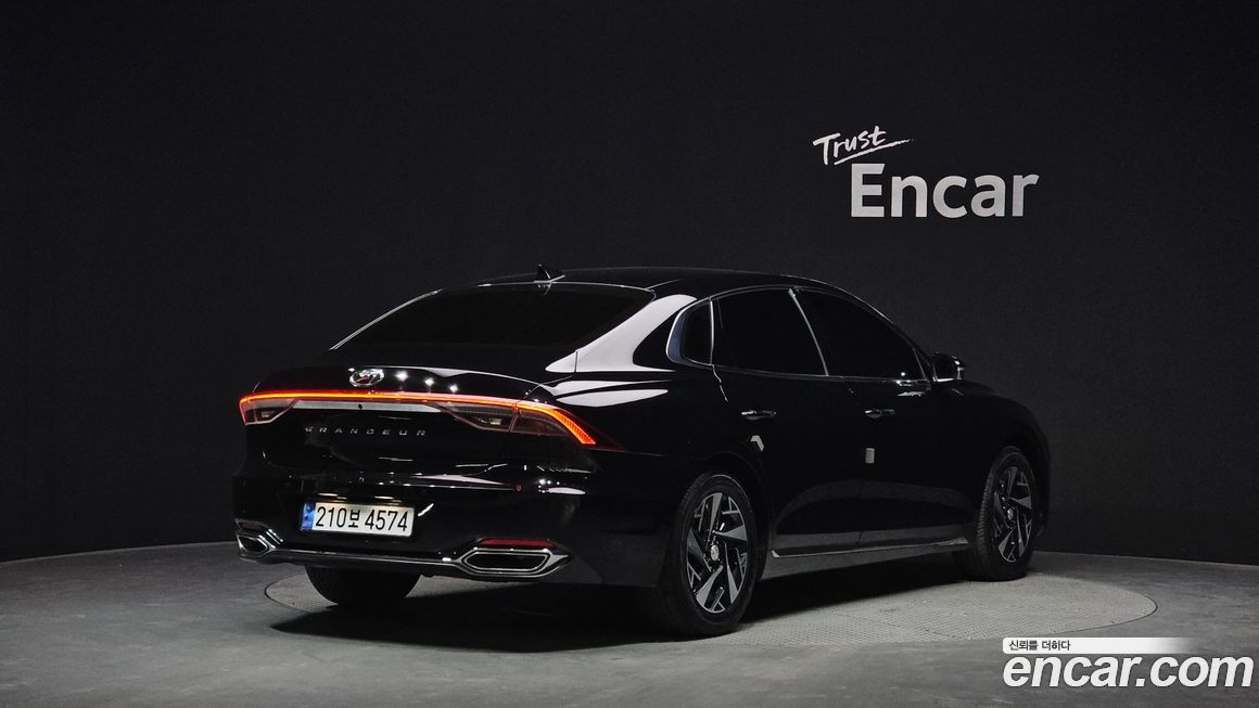 Hyundai Grandeur 2022