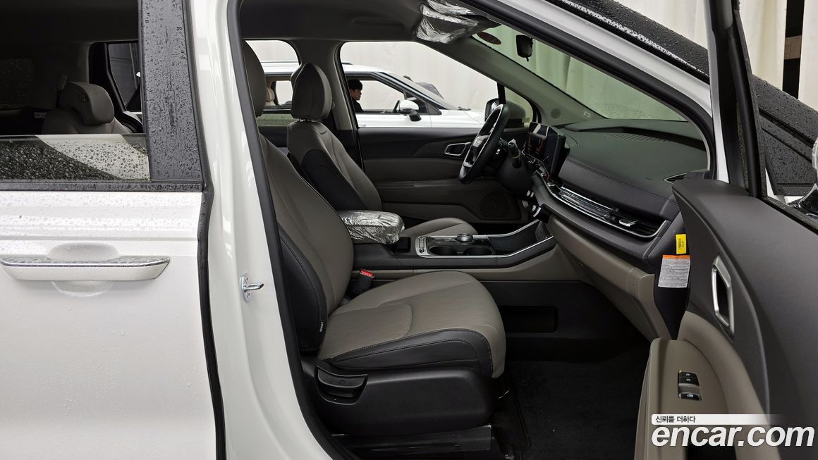Kia Canival 2025