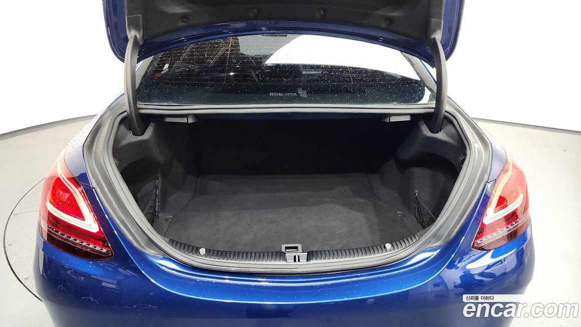 Mercedes-Benz C-Class 2019