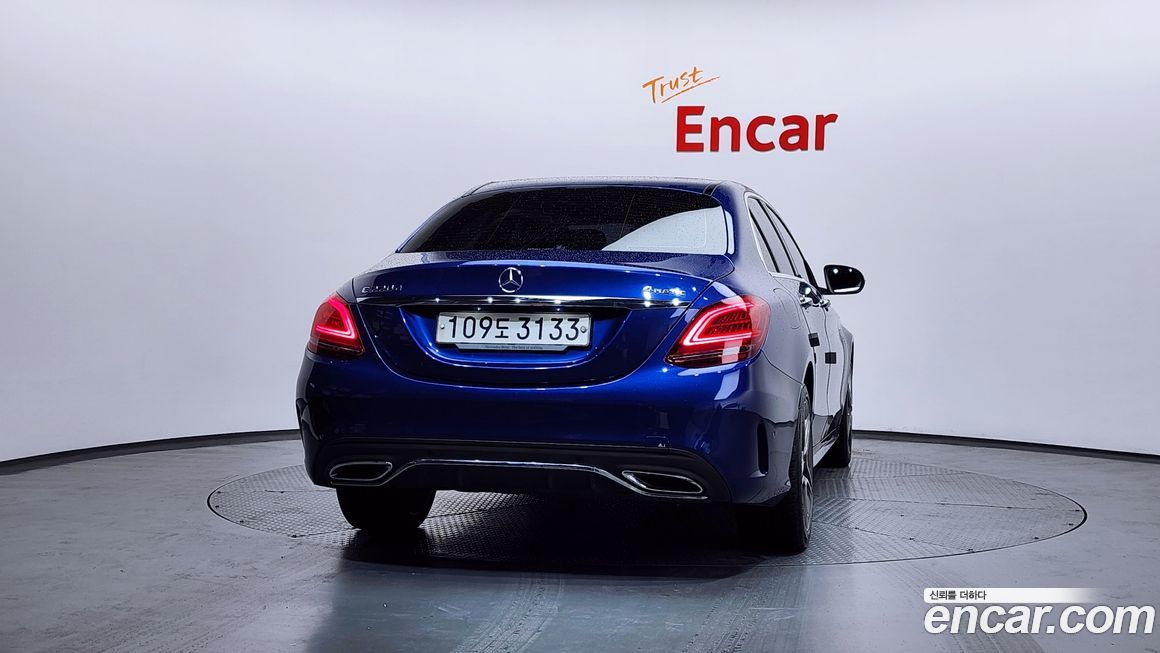 Mercedes-Benz C-Class 2019