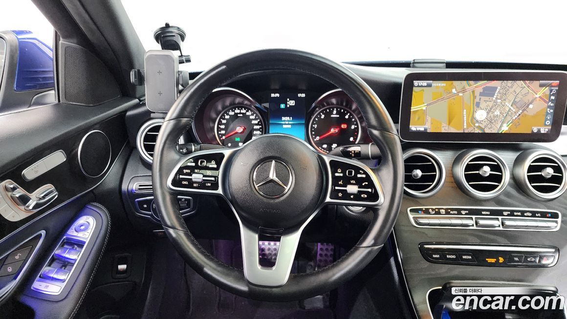 Mercedes-Benz C-Class 2019