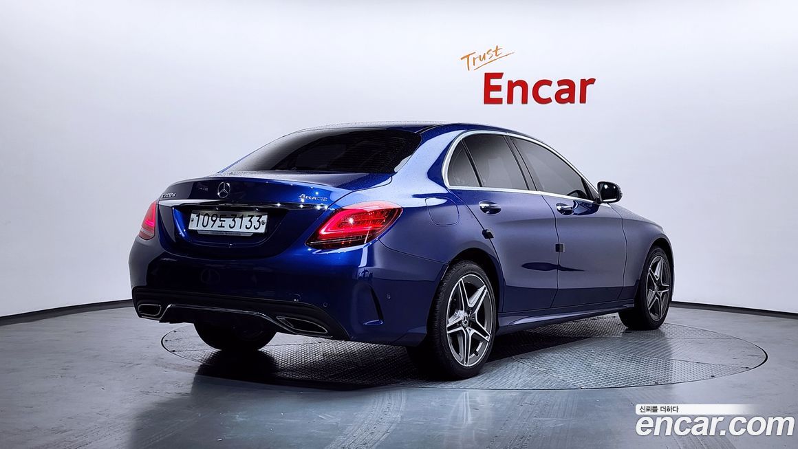 Mercedes-Benz C-Class 2019