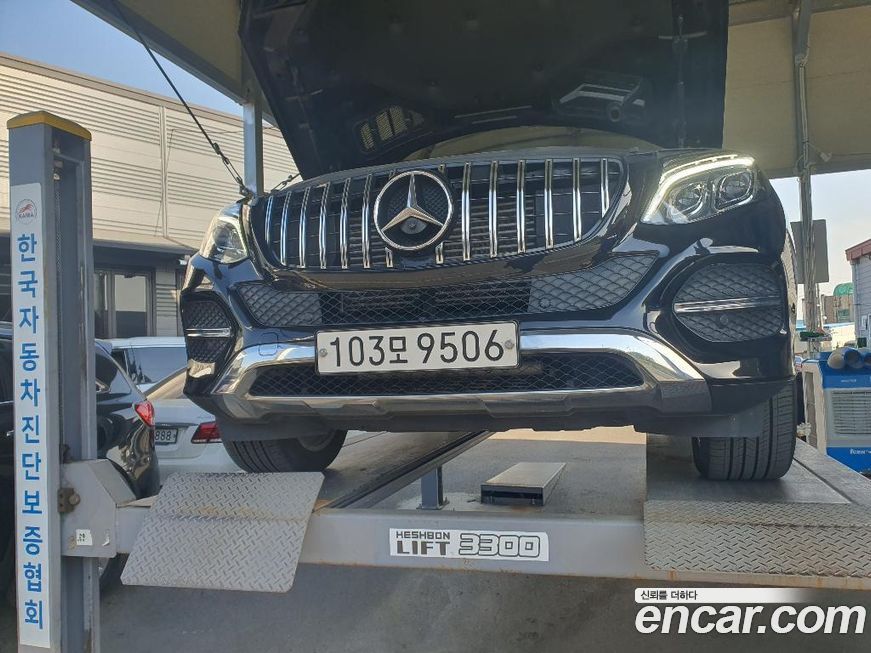 Mercedes-Benz GLE-Class 2017