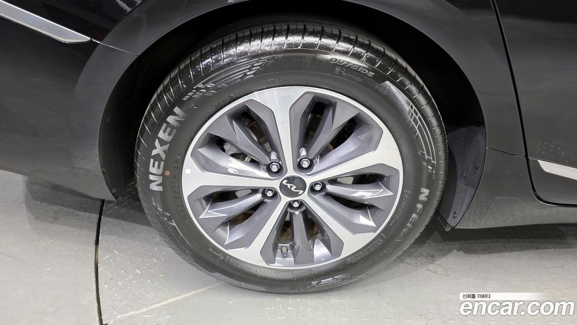 Kia K8 2023