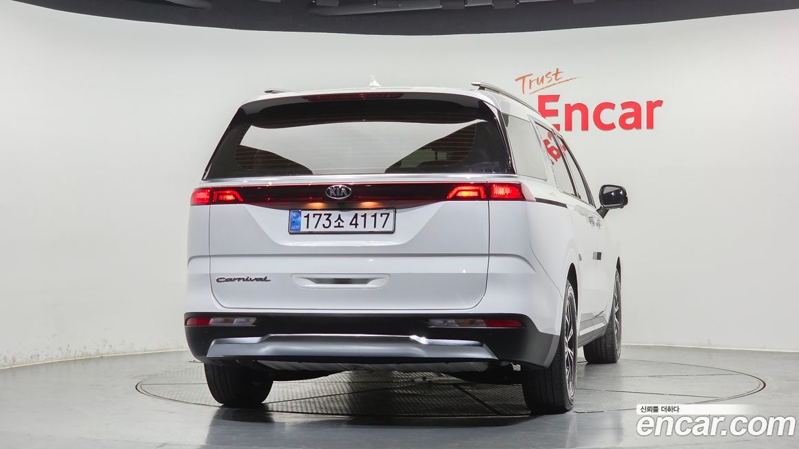 Kia Canival 2021