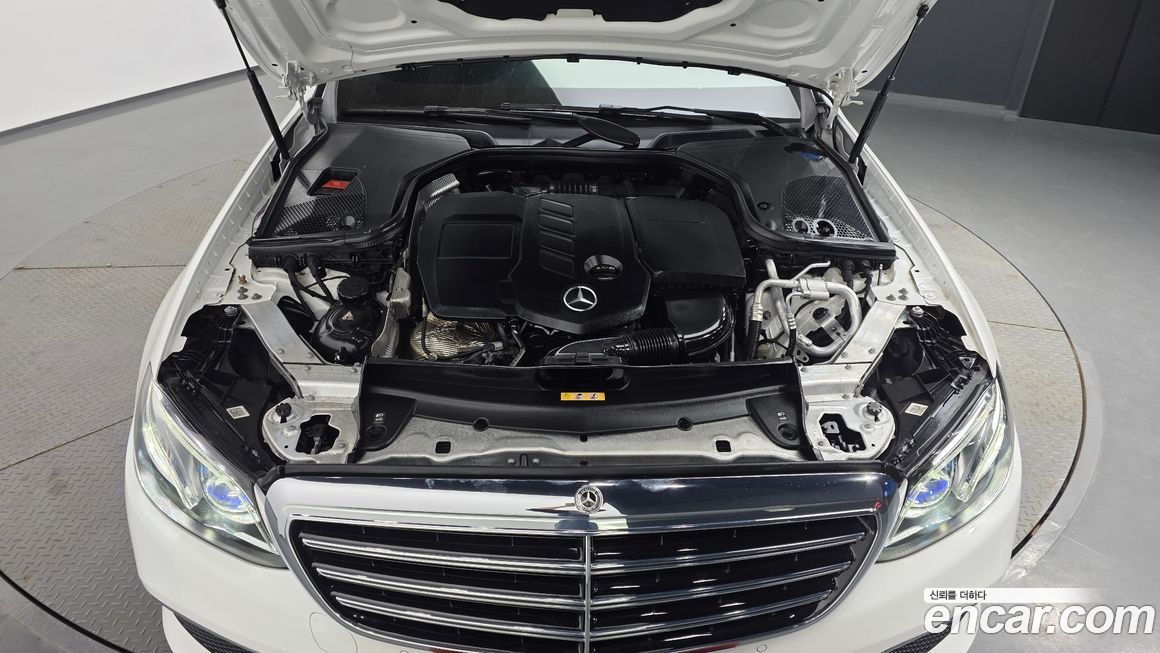 Mercedes-Benz E-Class 2020