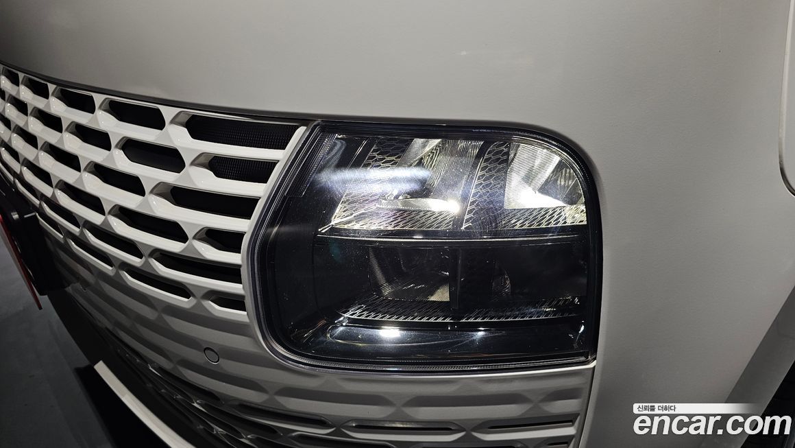 Hyundai Staria 2023