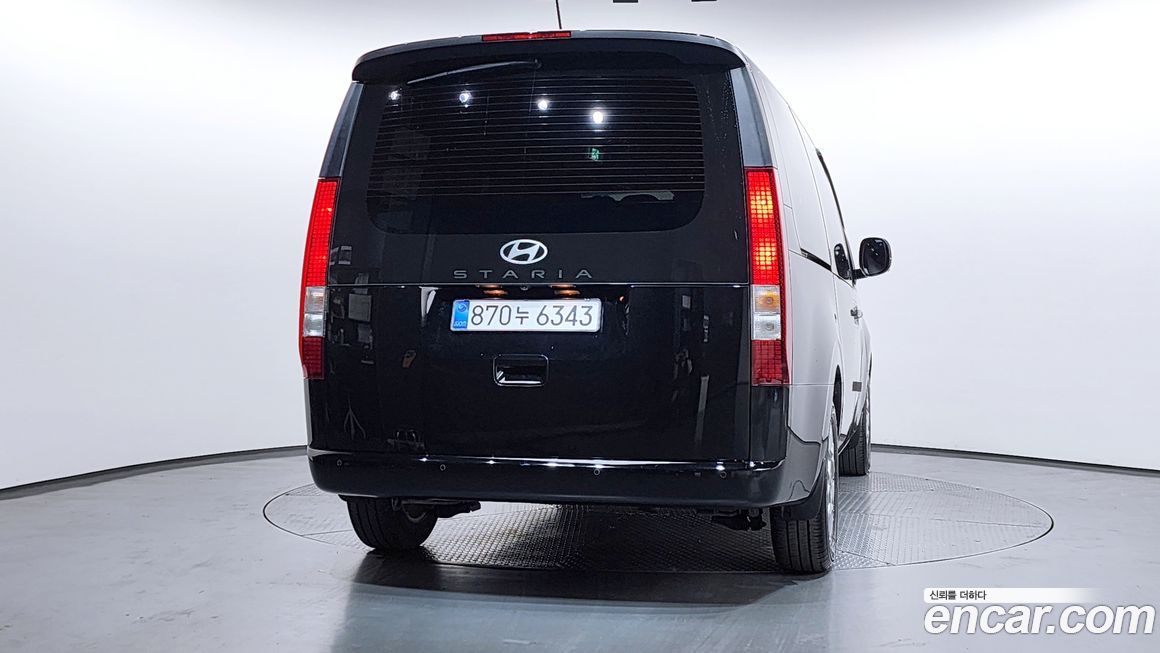 Hyundai Staria 2025