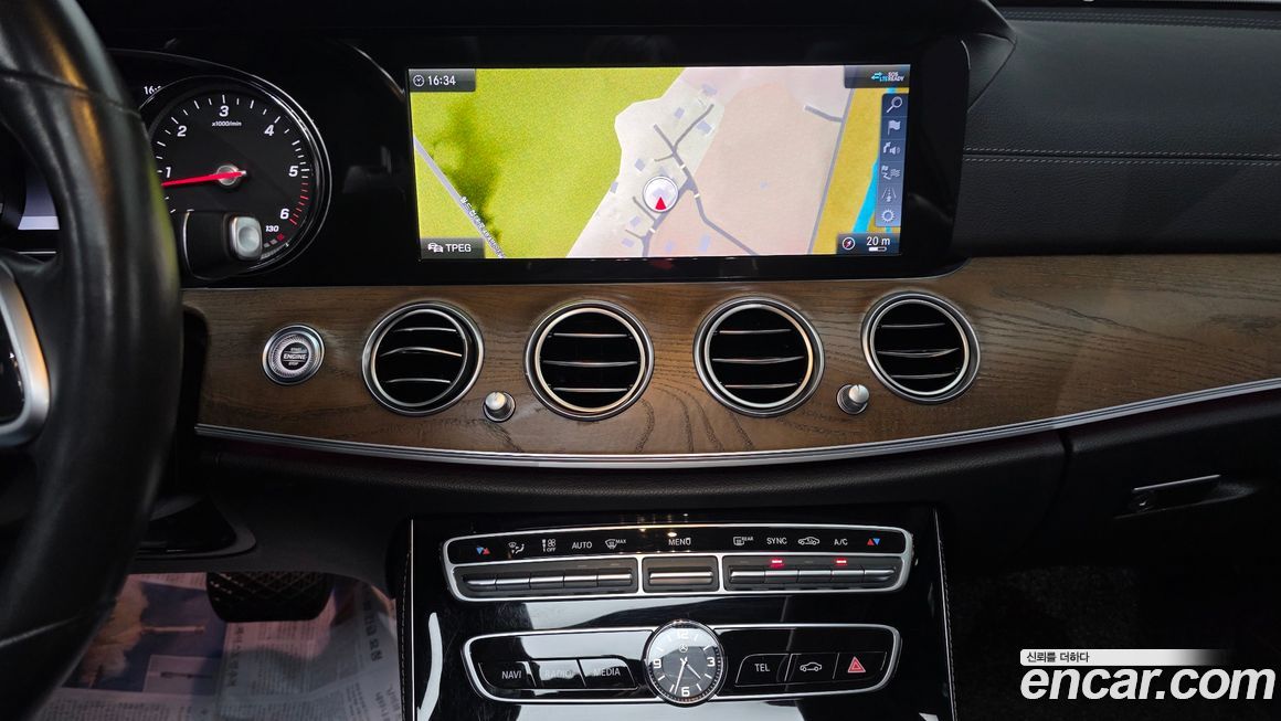 Mercedes-Benz E-Class 2020