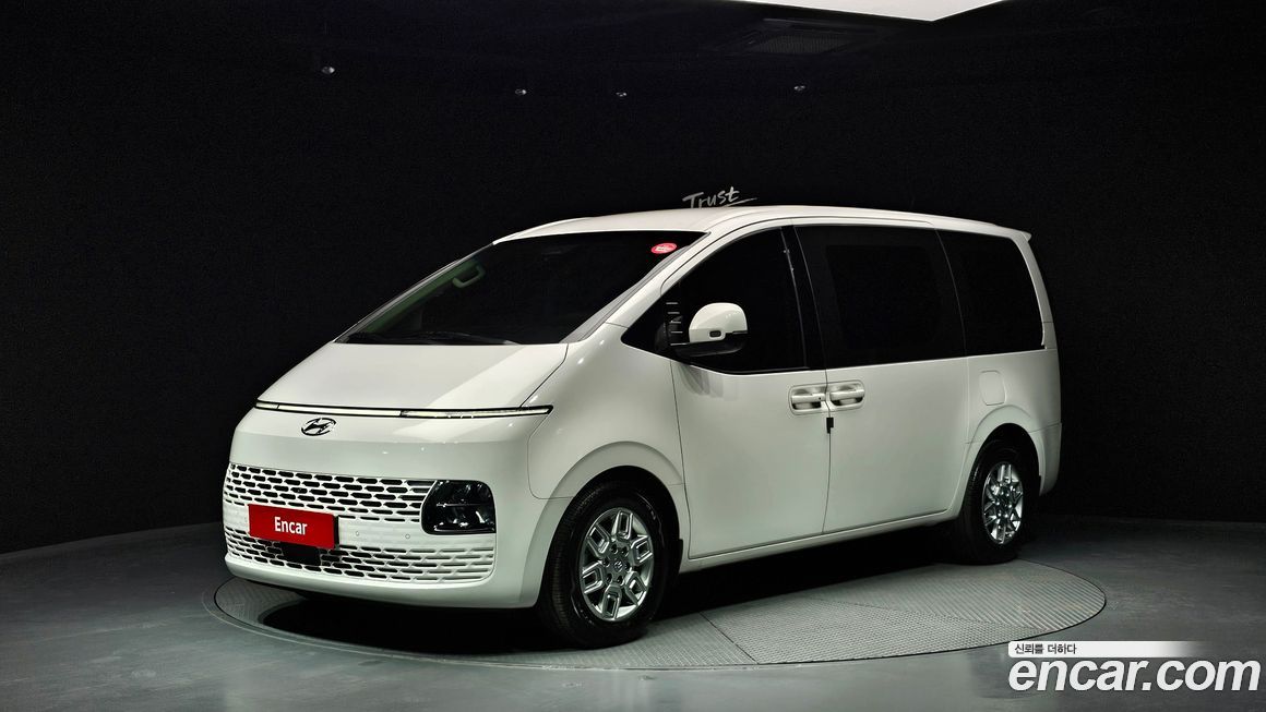 Hyundai Staria 2023