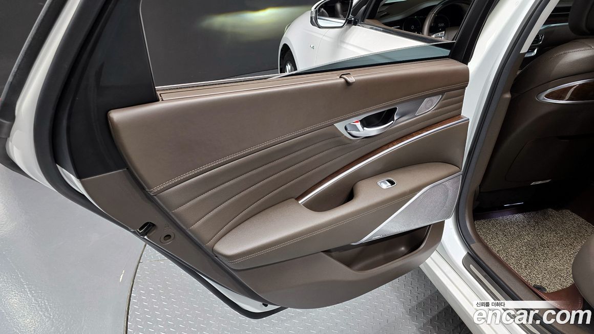 Kia K9 2019