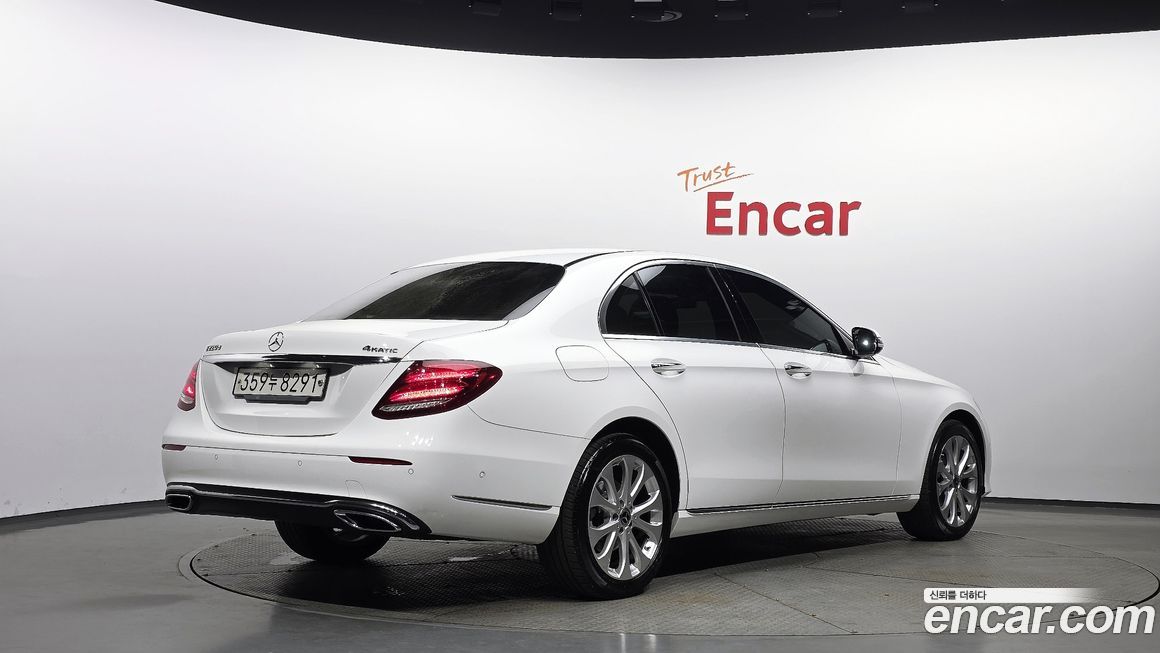 Mercedes-Benz E-Class 2020