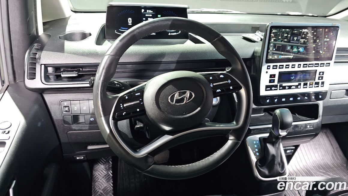 Hyundai Staria 2023