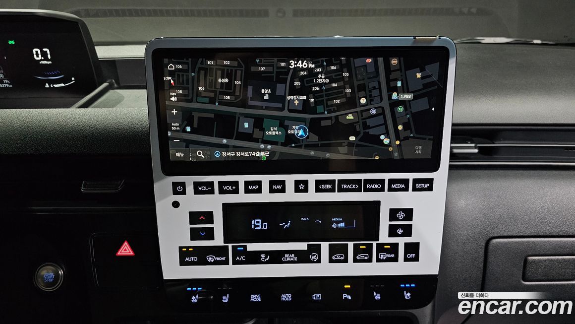 Hyundai Staria 2023