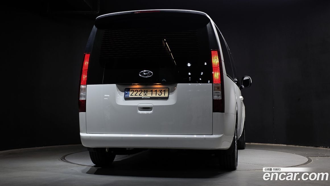 Hyundai Staria 2022