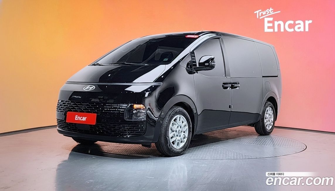 Hyundai Staria 2025
