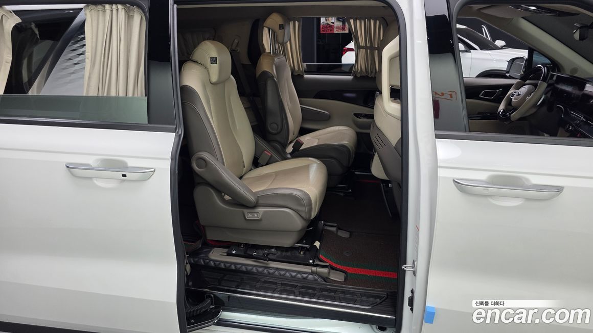 Kia Canival 2021