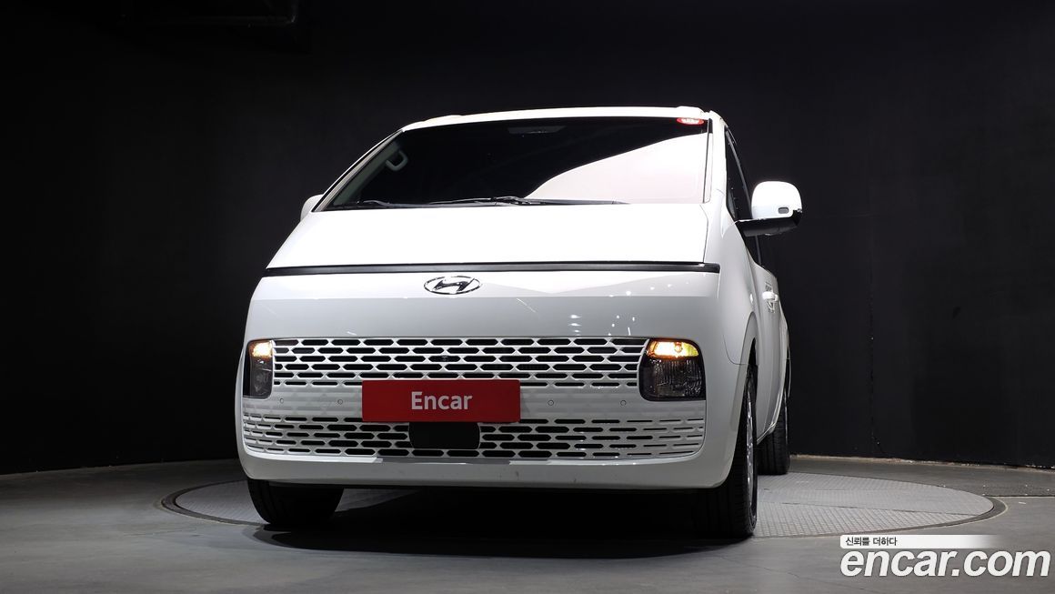 Hyundai Staria 2022