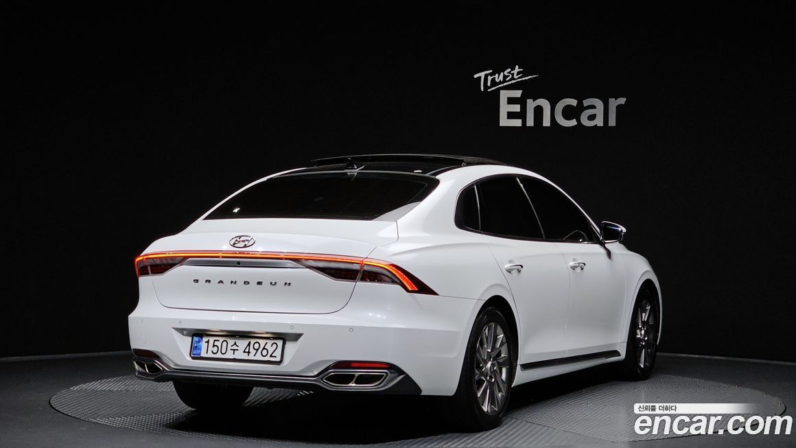 Hyundai Grandeur 2021