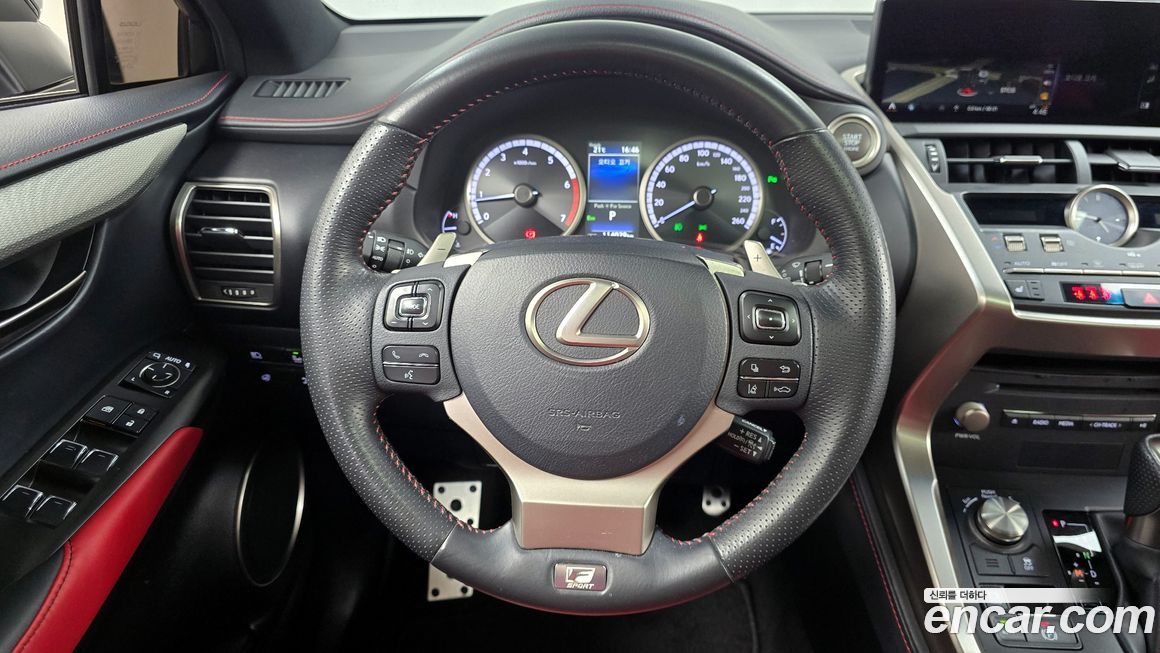 Lexus NX 2019