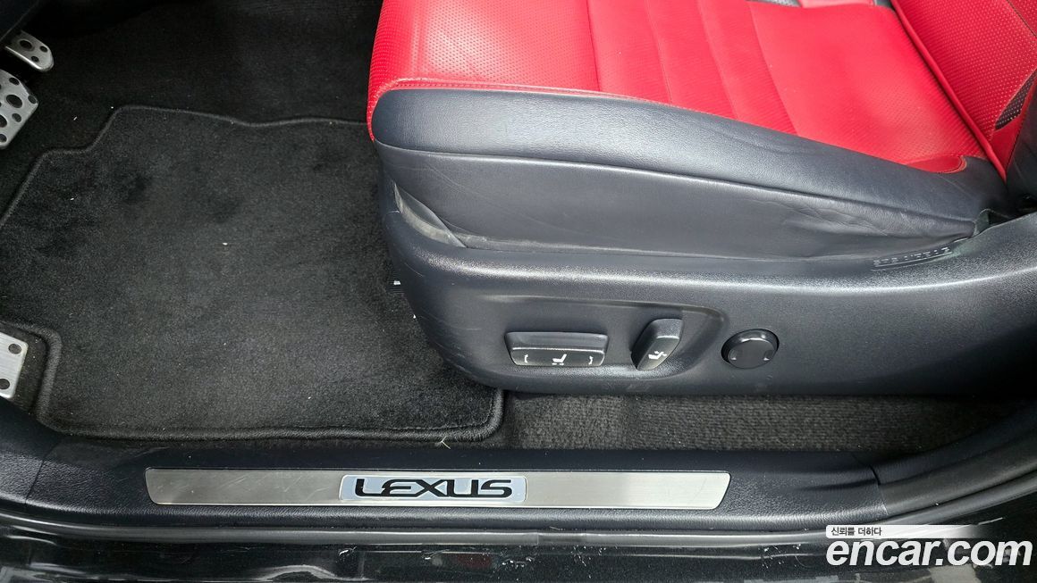 Lexus NX 2019