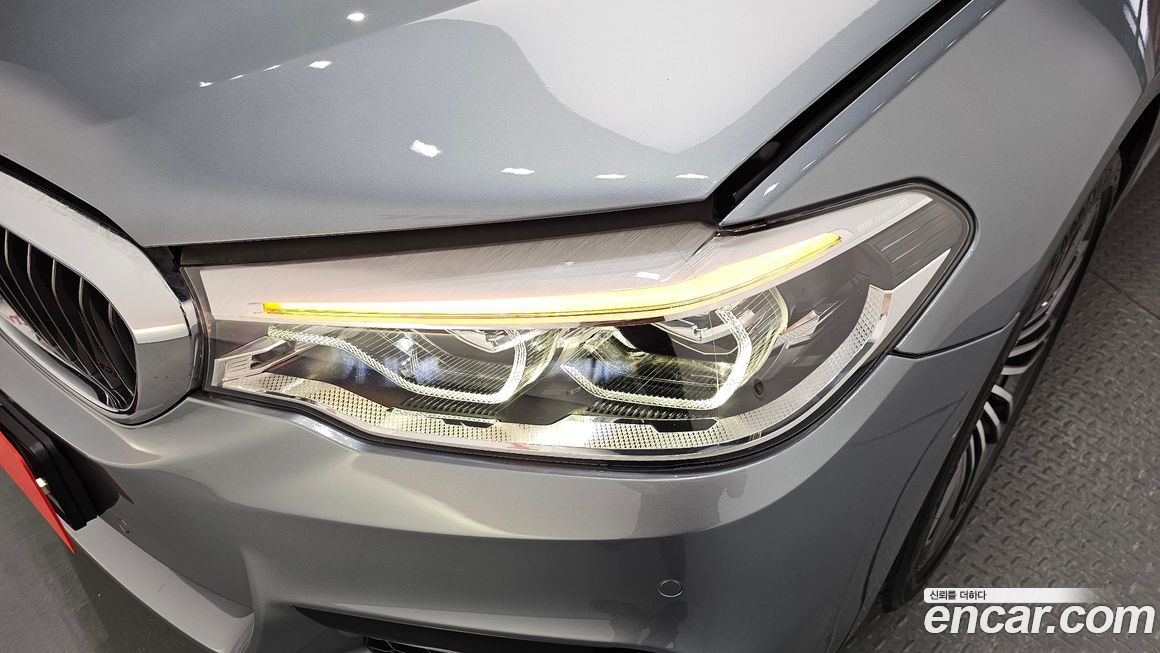 BMW 5-Series 2019