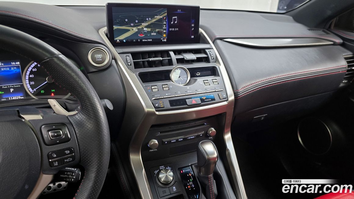 Lexus NX 2019