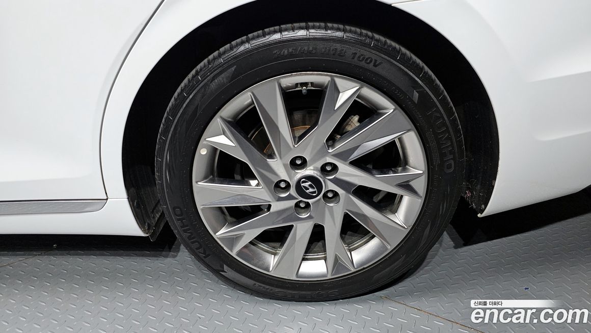 Hyundai Grandeur 2021