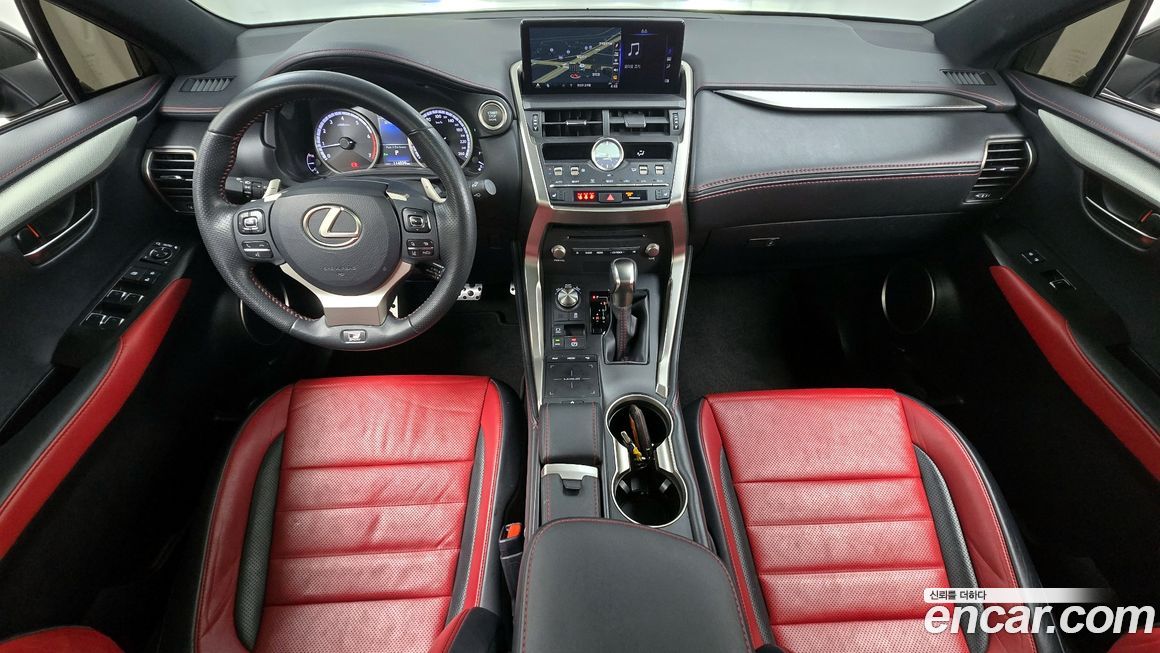 Lexus NX 2019