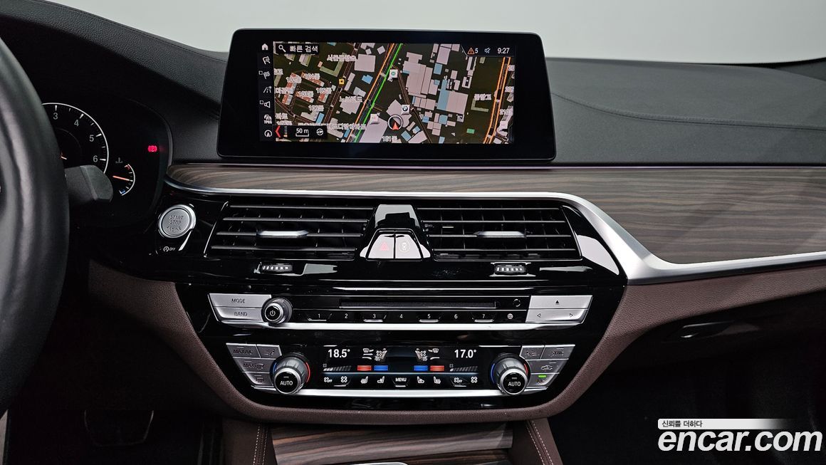 BMW 5-Series 2019