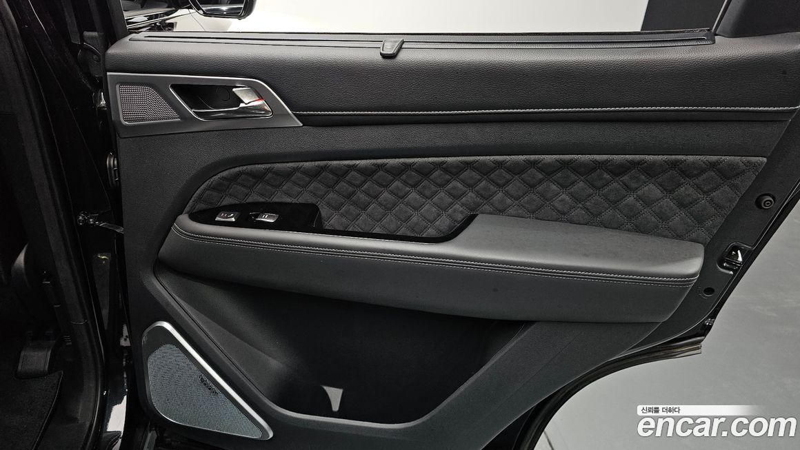 KG_Mobility_Ssangyong Rexton 2023